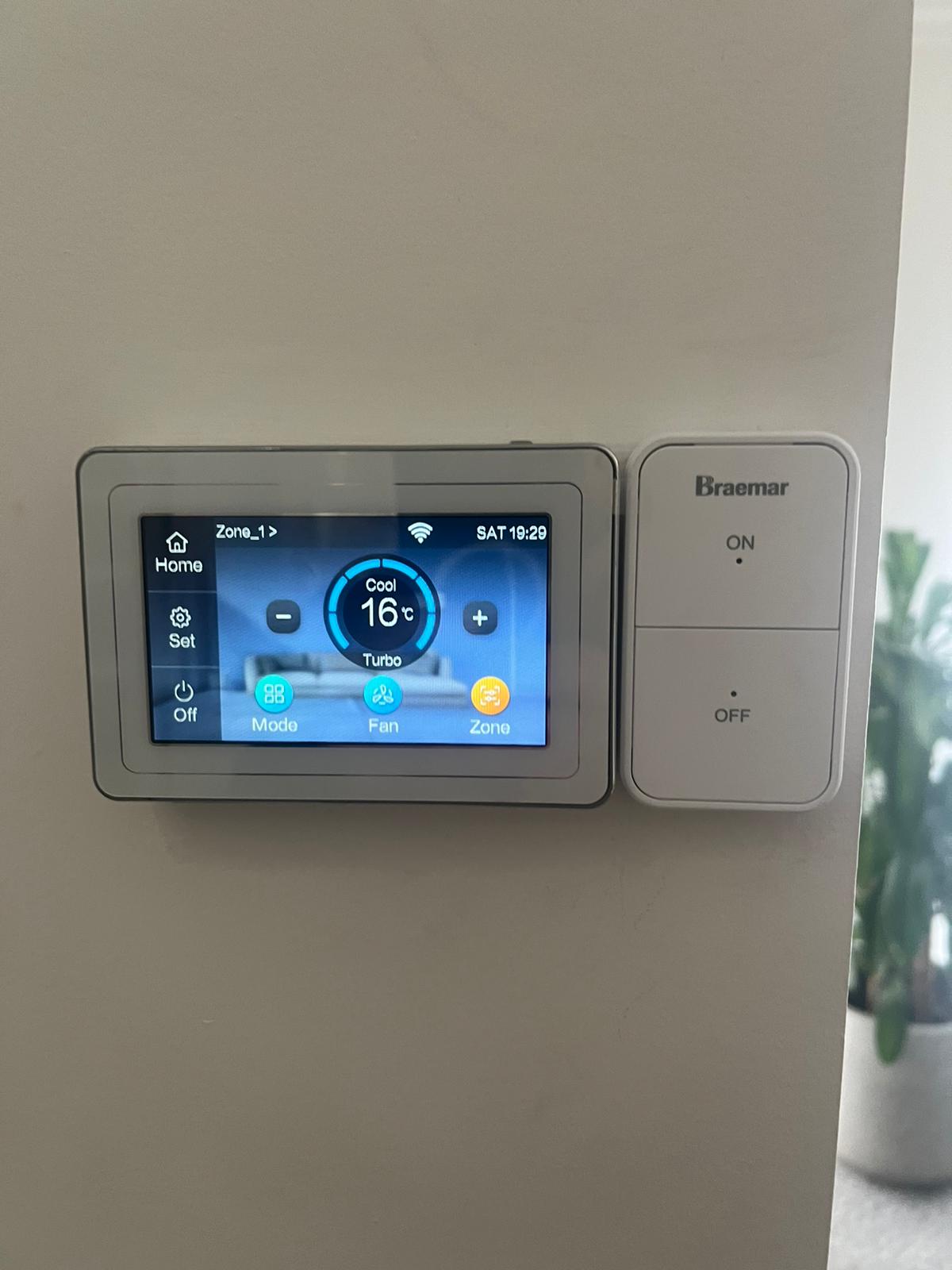 Braemar Controller with Sensor